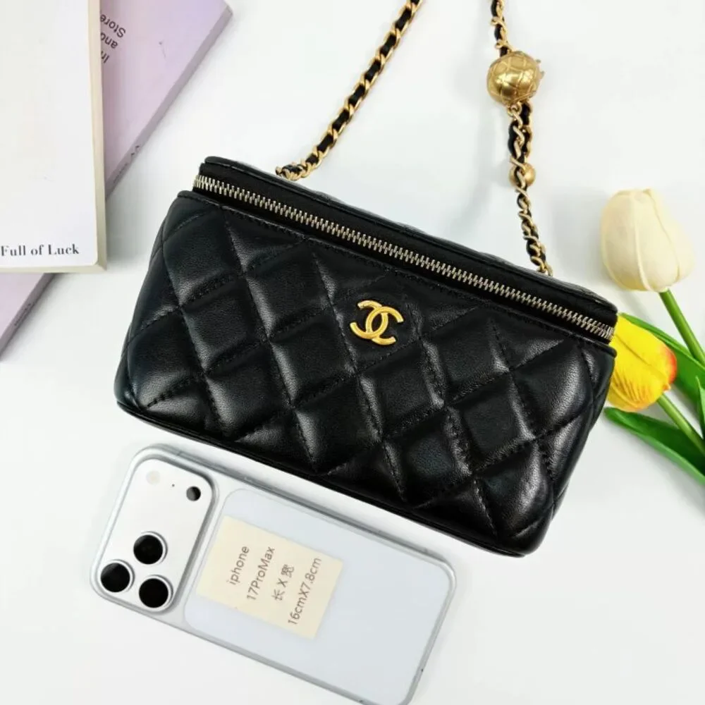 Chanel Women Pre-Loved Bag Very Good Condition